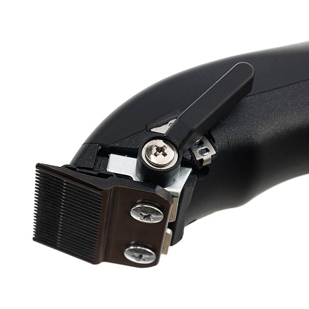 Машинка для стрижки DEWAL PRO LEGACY, аккум/сет., 11000 об/мин, нож 45 мм, 0,5-3,5 мм,6 нас. 