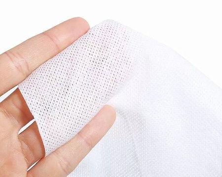 ODILIYA Полотенца комфорт 35 х 70 спанлейс сетка индивидуально сложенные 45 гр/м2, 50 шт 